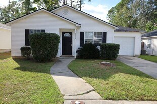 2570 Marathon Dr in Valdosta, GA - Building Photo