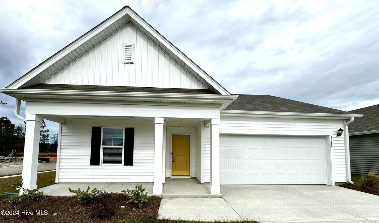 5982 Goldeneye Dr in Leland, NC - Foto de edificio