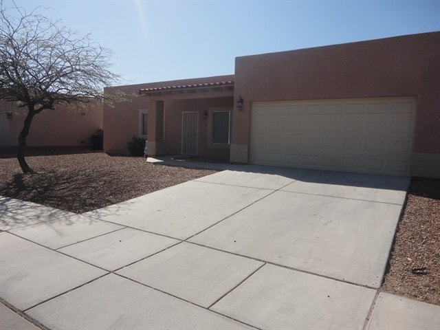 property at 501 W Placita Durango