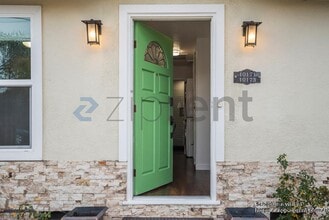 10173 Santa Clara Ave in Cupertino, CA - Building Photo - Building Photo