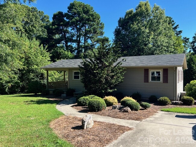 119 Klutz Rd in Mooresville, NC - Building Photo - Building Photo
