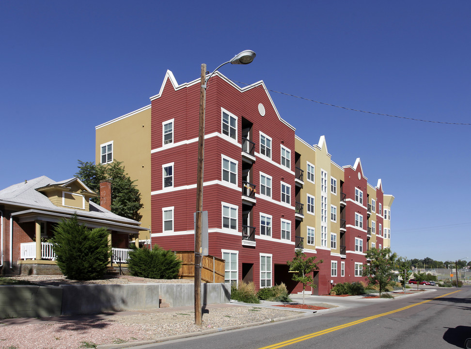 Clay Street Residences in Denver, CO - Foto de edificio