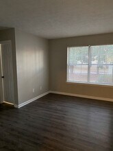 209 Sheraton Ct in Mcdonough, GA - Foto de edificio - Building Photo