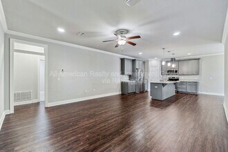 2381 Belmont Dr in Navarre, FL - Building Photo - Building Photo