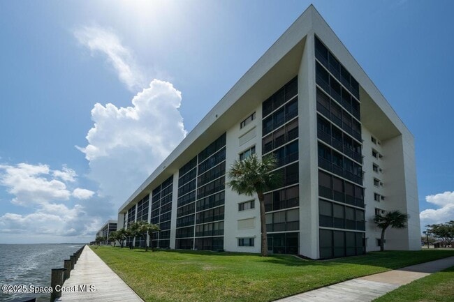 property at 200 S Sykes Creek Pkwy