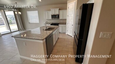 4902 Arabela Dr in Las Cruces, NM - Building Photo - Building Photo