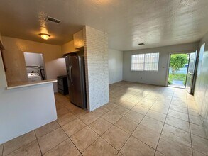 9745 NW 20th Ave in Miami, FL - Building Photo - Building Photo