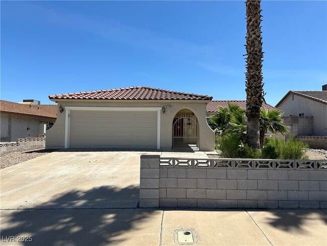260 Village Ct in Henderson, NV - Building Photo - Building Photo