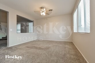 3632 Starlight Evening St in Las Vegas, NV - Foto de edificio - Building Photo