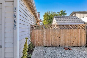2668 Quartz St in Santa Cruz, CA - Building Photo - Building Photo