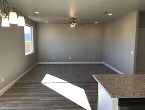 499 530 W in Hurricane, UT - Building Photo - Building Photo