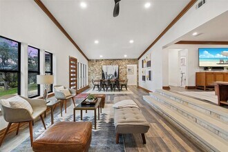 119 Vicinity Trail in Spicewood, TX - Building Photo - Building Photo