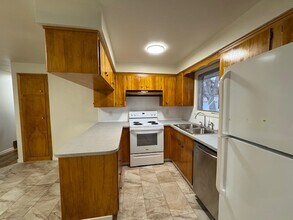 804 W Westview Ave in Spokane, WA - Building Photo - Building Photo