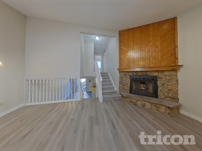 2435 Shawnee Dr in Colorado Springs, CO - Building Photo - Building Photo