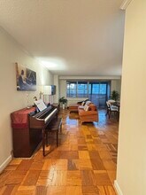2 Hawthorne Pl in Boston, MA - Building Photo - Building Photo