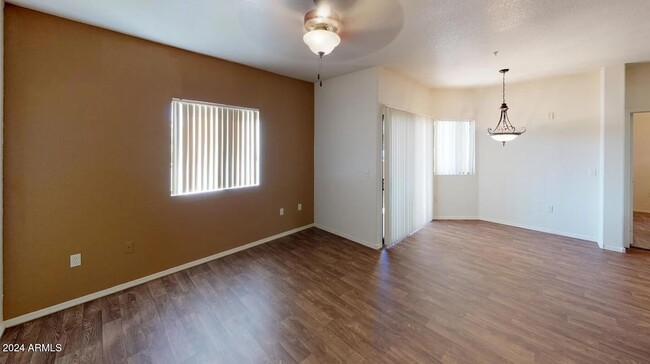 16682 N W Point Pkwy, Unit 2 in Surprise, AZ - Building Photo - Building Photo