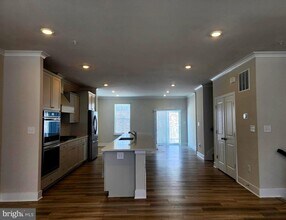 11532 Kirkleigh Dr in Marriottsville, MD - Building Photo - Building Photo