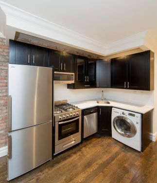 444 W 19th St in New York, NY - Building Photo