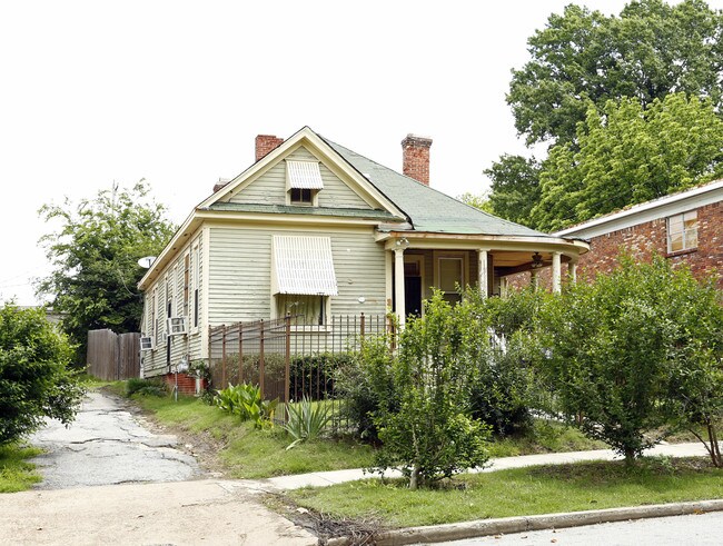 1640 Monroe Ave in Memphis, TN - Foto de edificio - Building Photo