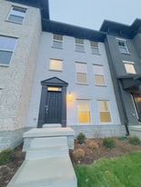 4883 Gilbert Dr in Noblesville, IN - Building Photo