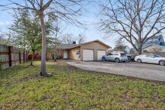 6209 Langham St in Austin, TX - Building Photo - Building Photo