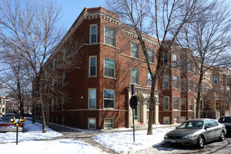 2439-2443 N Kedzie Blvd in Chicago, IL - Building Photo - Building Photo