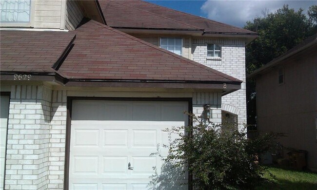 9629 Sugar Hill Dr in Austin, TX - Building Photo - Building Photo