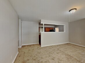 7 Lucas St in Whitestown, IN - Building Photo - Building Photo