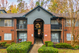 Wallace Terrace Apartments in Charlotte, NC - Building Photo - Building Photo