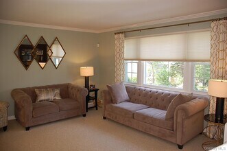 18 Coralyn Ave in White Plains, NY - Building Photo - Building Photo
