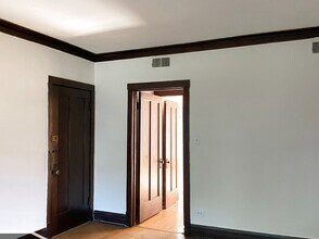 2520 N Kedzie Blvd in Chicago, IL - Foto de edificio - Building Photo