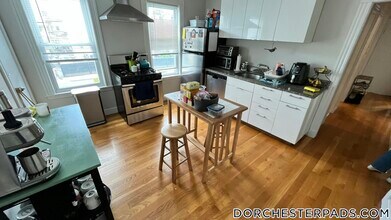 19 Eastman St, Unit 2 in Boston, MA - Building Photo - Building Photo