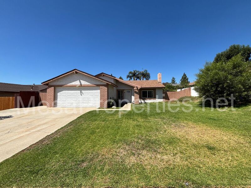 6632 Bandola St in Rancho Cucamonga, CA - Building Photo