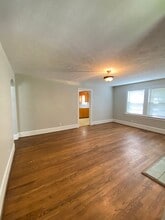 1811 Thomas Ave in Anniston, AL - Building Photo - Building Photo