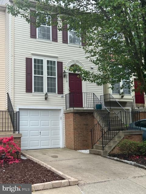 7719 Markham Grant Ln in Alexandria, VA - Building Photo