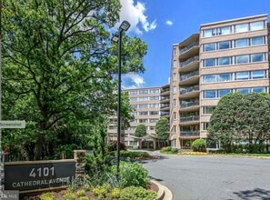 4101 Cathedral Ave NW, Unit 907 in Washington, DC - Building Photo - Building Photo