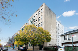 1670 Longfellow Avenue in Bronx, NY - Foto de edificio - Building Photo