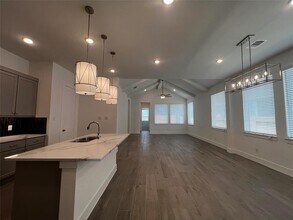 10935 Cres Spg Dr in Missouri City, TX - Building Photo - Building Photo