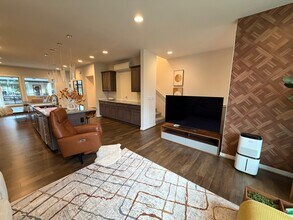 540 NE Daisy Walk in Issaquah, WA - Building Photo - Building Photo