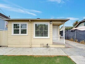 1823 96th Ave in Oakland, CA - Building Photo