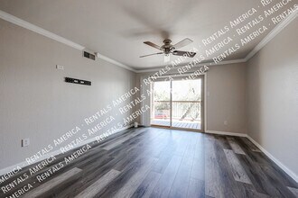 8260 E Arabian Trail, Unit 280 in Scottsdale, AZ - Building Photo - Building Photo