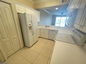 8550 Kingbird Loop in Ft. Myers, FL - Building Photo - Building Photo