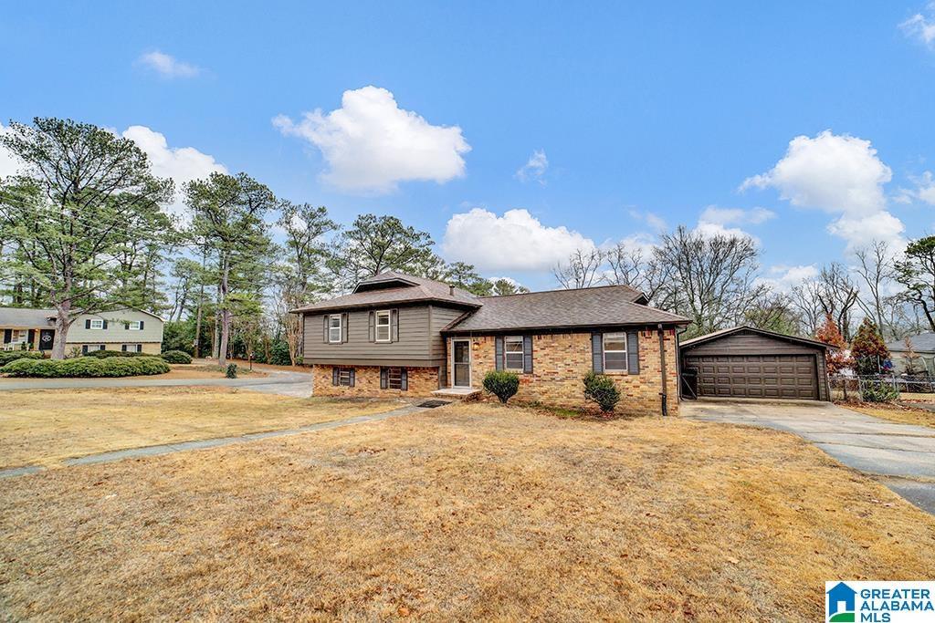 2274 Locke Cir in Birmingham, AL - Foto de edificio