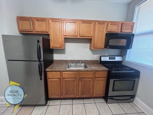 property at 364 E 59th St