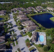 2567 Stockbridge Square SW in Vero Beach, FL - Building Photo - Building Photo