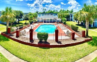 Biloxi Shores Apartments in Biloxi, MS - Building Photo