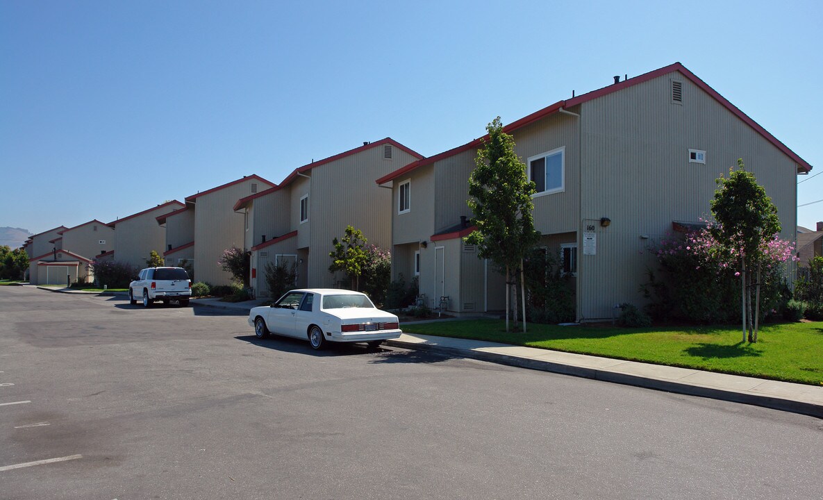 160 Blackburn St in Watsonville, CA - Building Photo