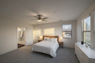 3319 W Good Ave in Visalia, CA - Building Photo - Building Photo