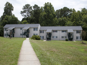 Morgan Hills Apartments in Morganton, NC - Building Photo - Building Photo