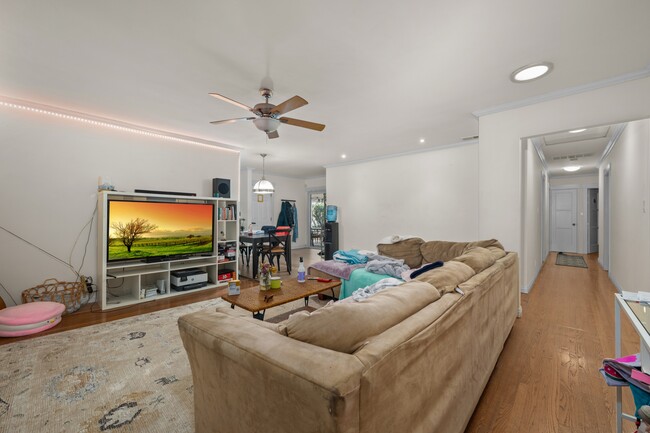 property at 5682 Mary Ln Dr
